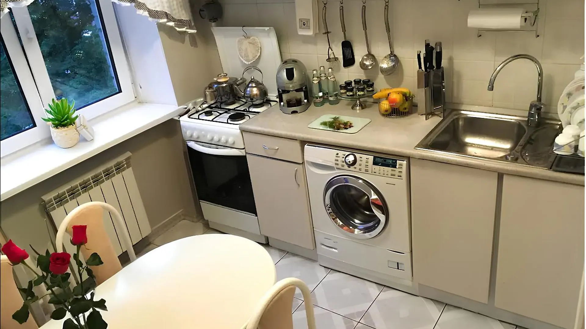 Entire Apartment In The City Center 基輔 0*,  乌克兰