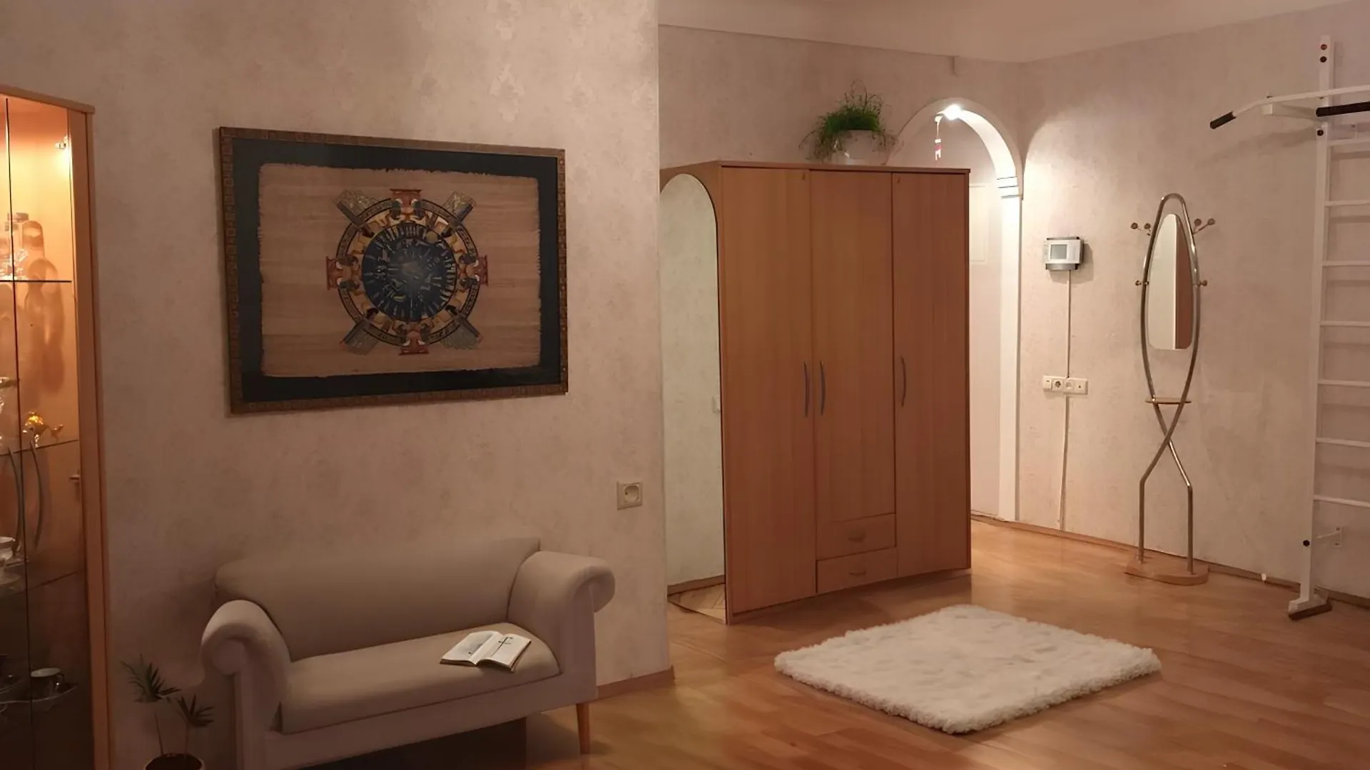 Entire Apartment In The City Center 基輔